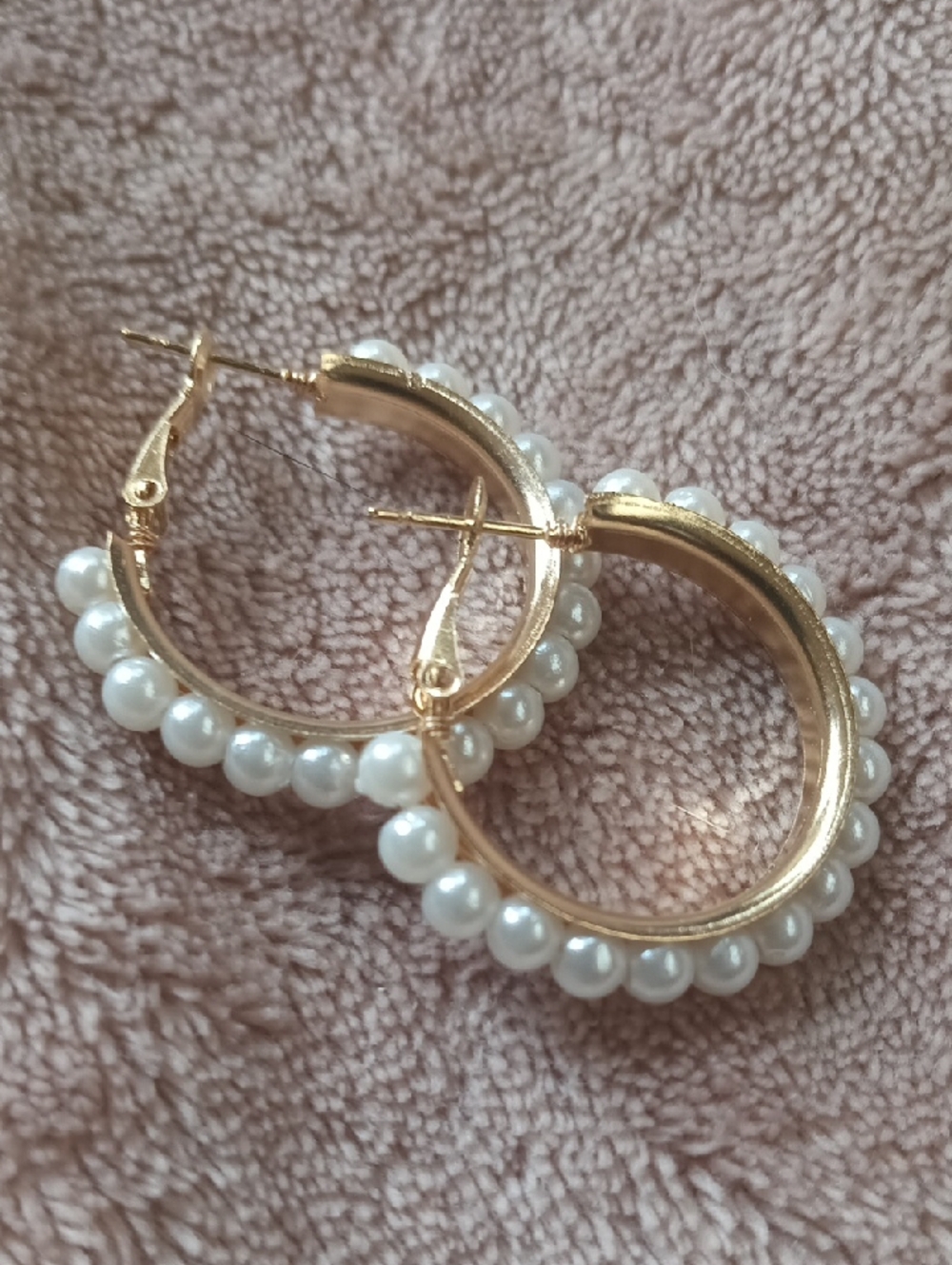 Gold Tone Hoop Earrings with White Pearls - Elegant Women's Jewelry